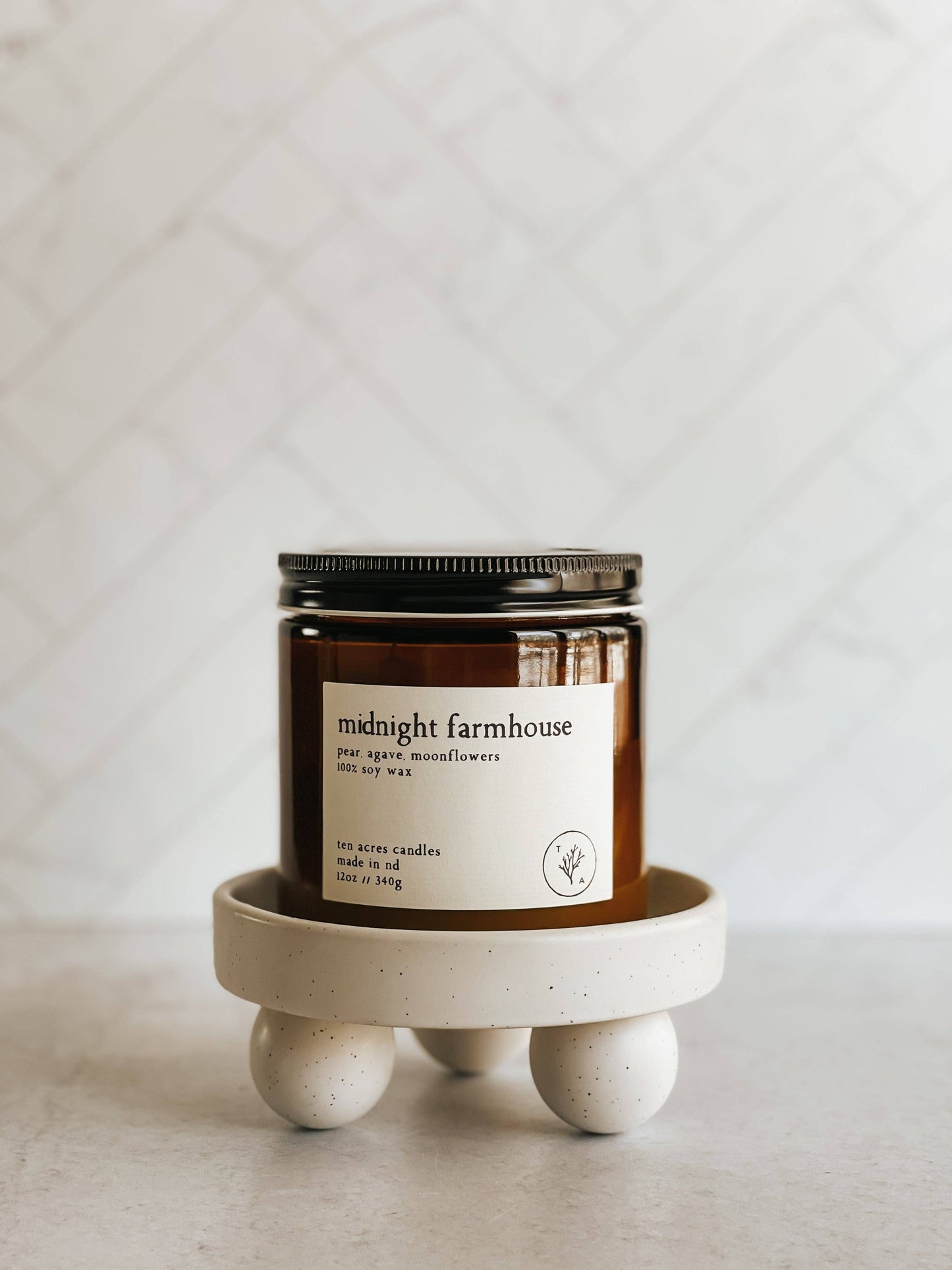 Midnight Farmhouse // 12oz soy candle