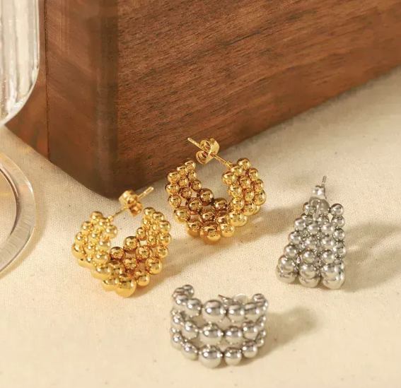 Roman C Shape Earring