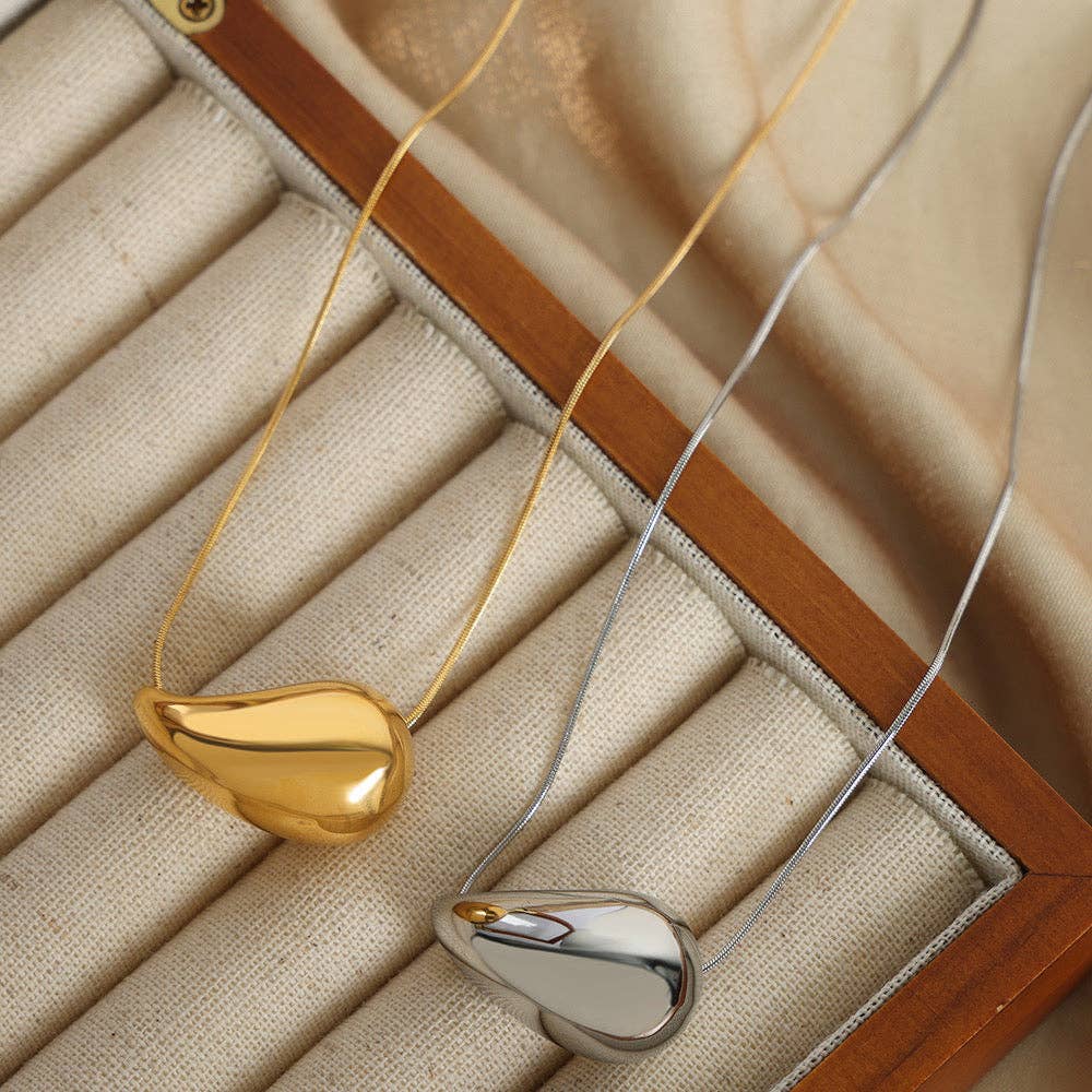 Teardrop Necklace