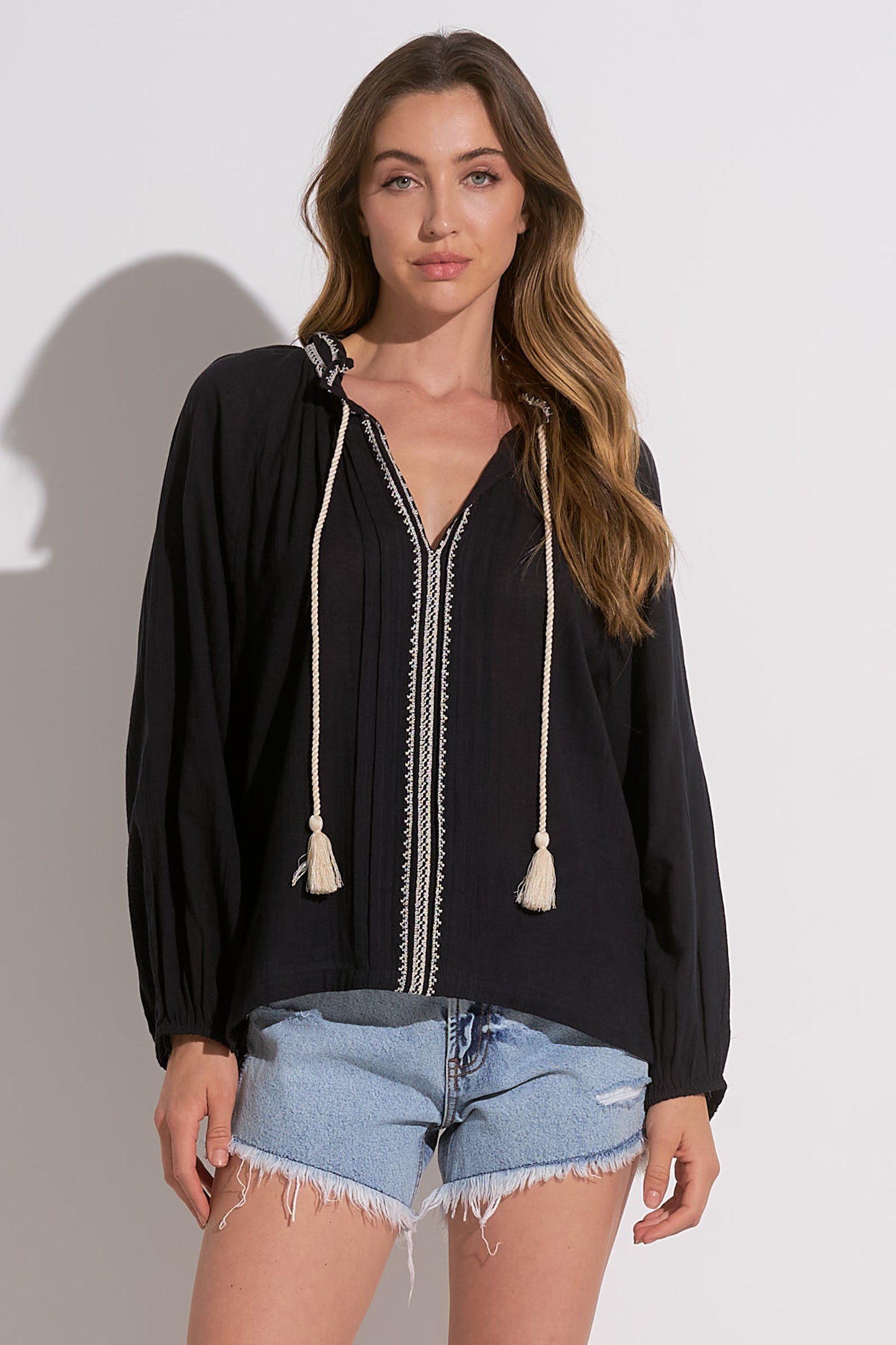 Elan Black Top