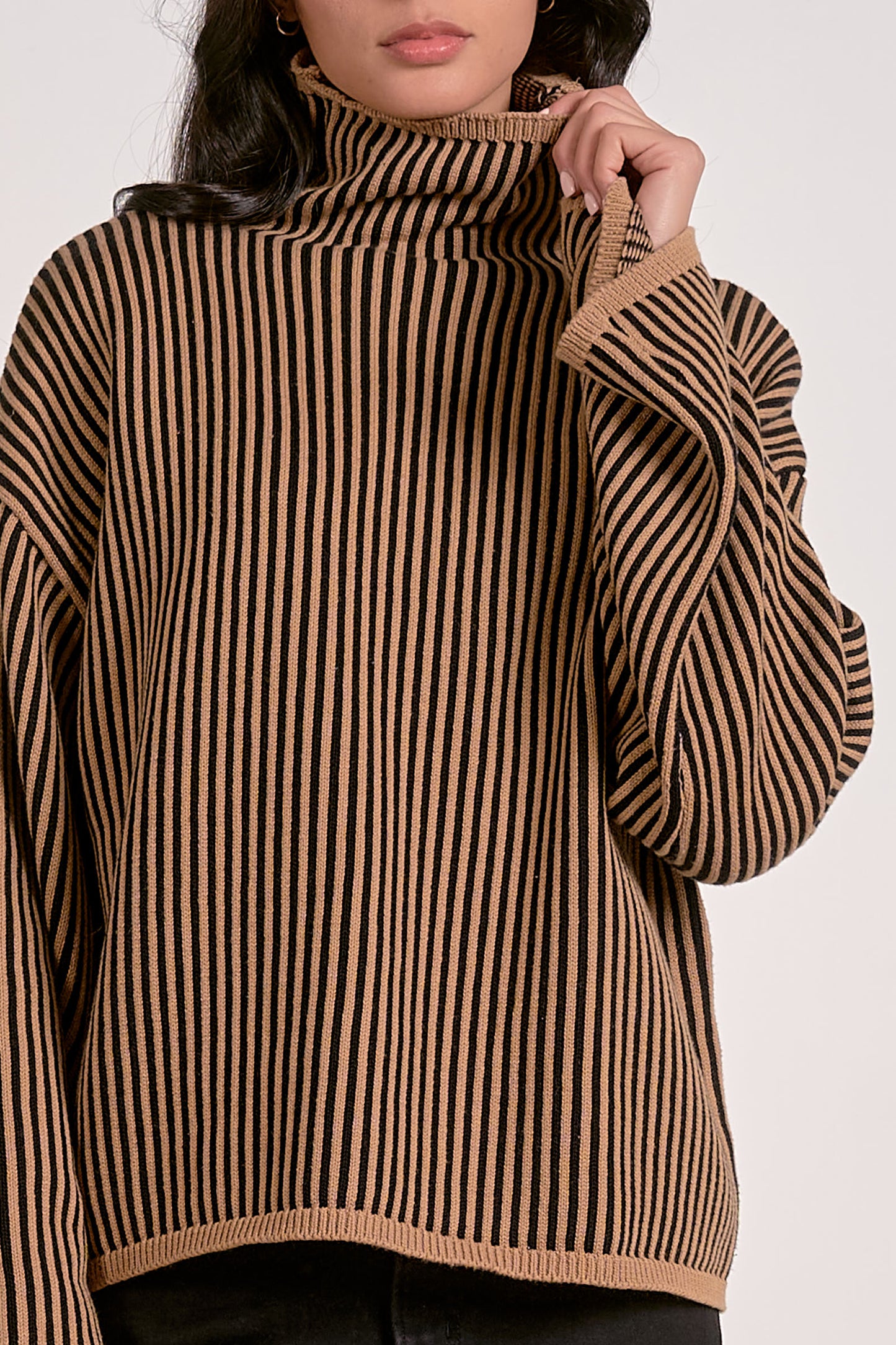 Elan Tan Black Sweater