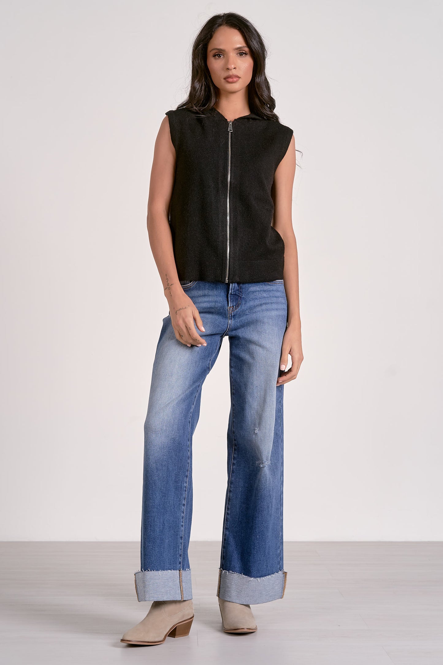Elan Sleeveless Hoodie