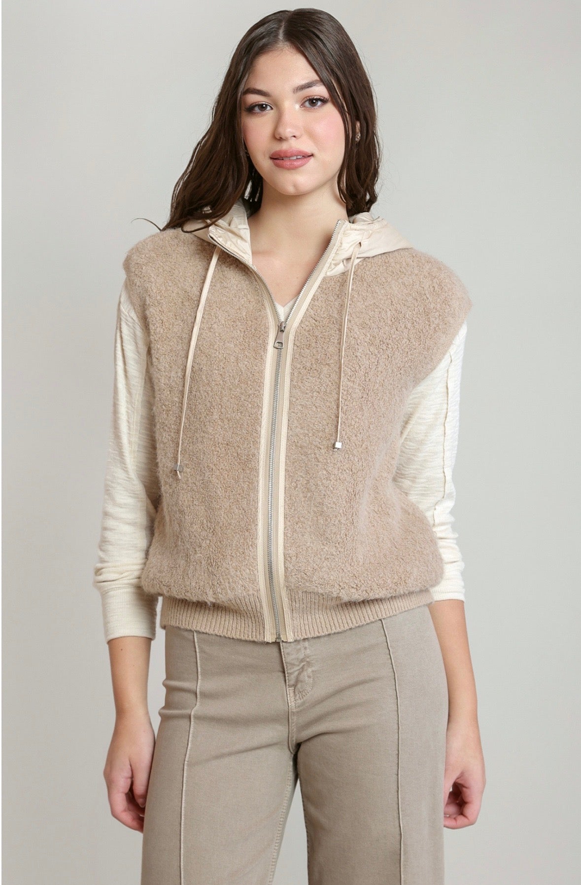 DEX Hooded Boucle Vest