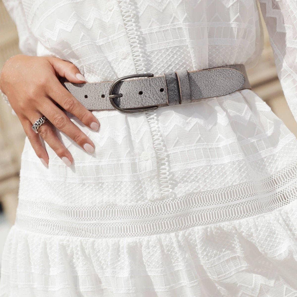 Dieke | Classic Full Grain Leather Belt for Women