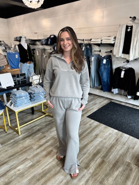 Elan 1/4 Zip Sweatshirt