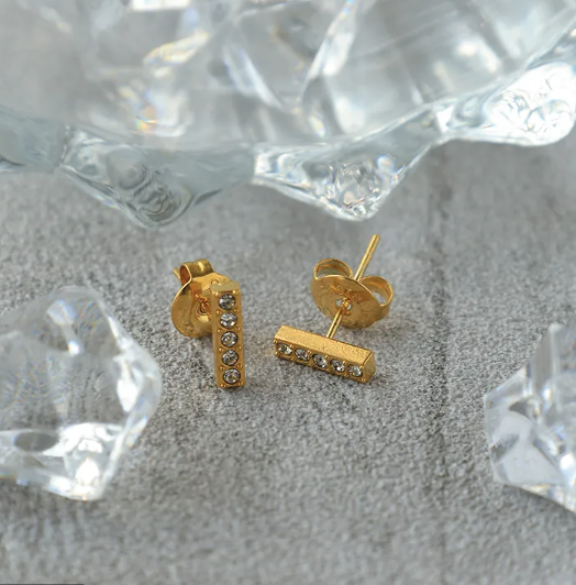 Cubic Bar Earring