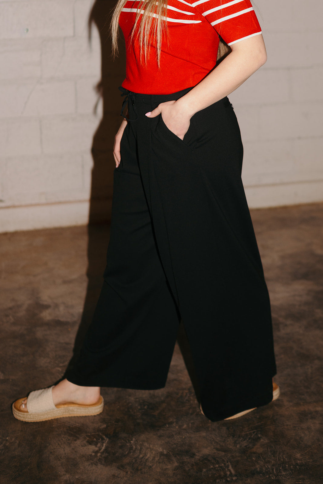 Liverpool Wide Leg Pleated Trouser