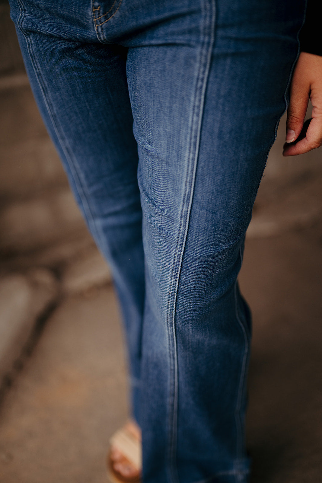 Liverpool Relaxed 32" Bootcut Jean