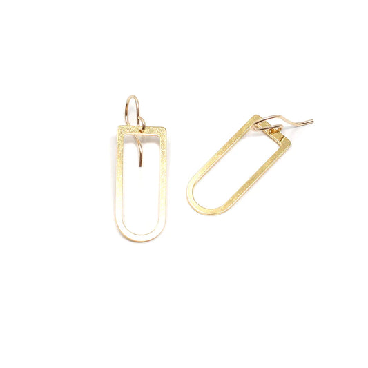 D Ring Earring Gold